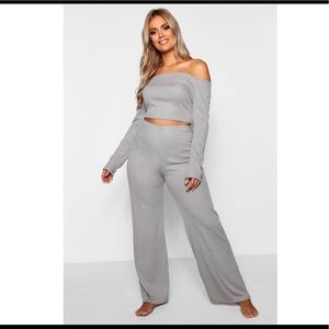 Boohoo Plus Ribbed Knitted Lounge Set